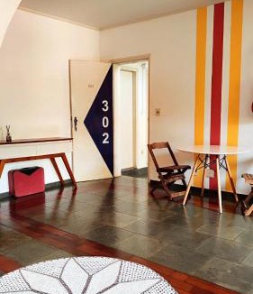 Santa Rita do Sapucai Apartment | A2R ACOMODAÇÕES - Apto criativo no centro da cidade-1 a 6 Hóspedes