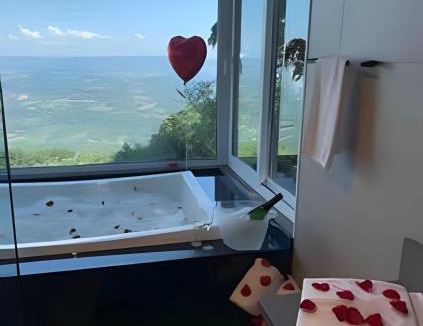 Igrejinha House | Acomodação Romântica com banheira ao lado de Gramado