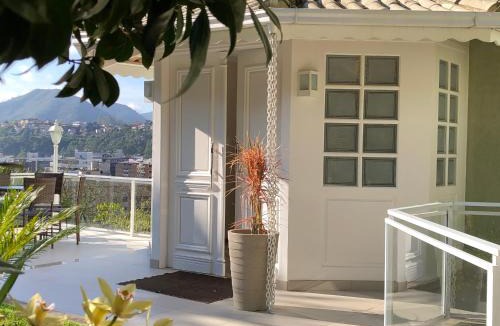 Teresopolis House | Aconchegante casa com piscina e lazer completo