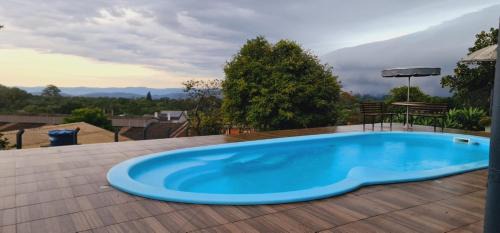 Morro Reuter House | Aconchego e vista deslumbrante com piscina