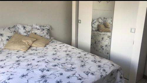 Boca do Rio Apartment | Aconchego vista mar e localização excelente