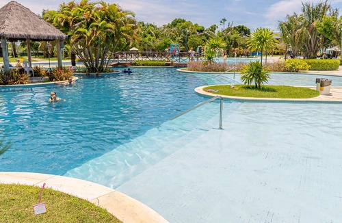 Barra de Sao Miguel Apartment | Adorável apartamento em condomínio com piscina