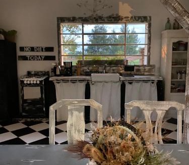 Roldan House | Alas