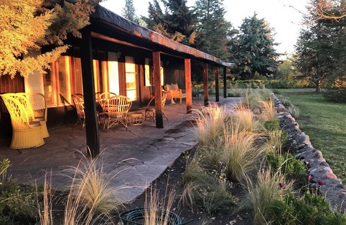 San Carlos Department Cottage | Altamira Lodge a cottage surrounded by vineyards