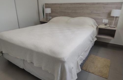Colon Apartment | Altos deMoreno - solo familias o parejas