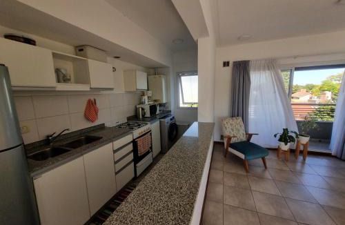 La Plata Apartment | Amplio Departamento de dos habitaciones zona Hospital by Lofter
