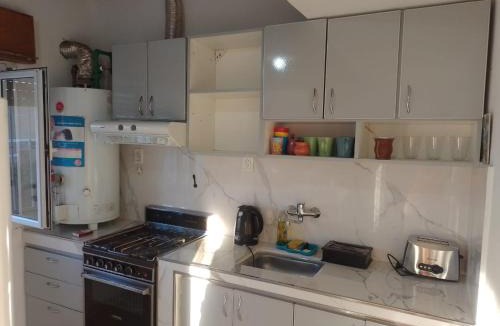 Neuquen Apartment | Amplio Depto 3 dormitorios hasta 7 huéspedes, Familias y Corporativos, garage privado, Terraza con Parrilla "Stay Neuquen"