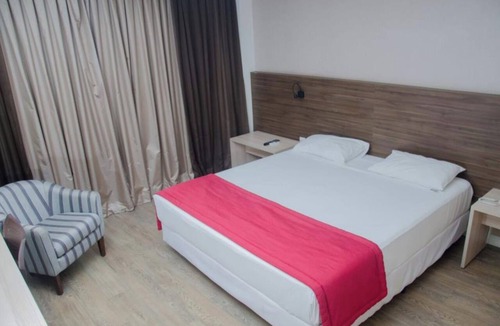 Anapolis Hotel | Anápolis Adventures Start Here at This Central City Stay l Pet-friendly