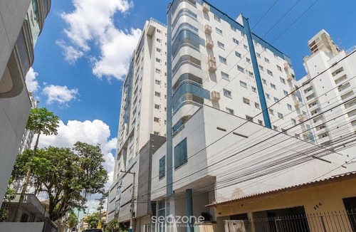 Pioneiros Apartment | Ap w/Balcony 8 min the BC Ferris Wheel MNS0701