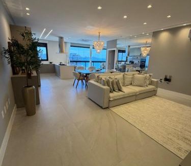 Porto Belo Apartment | Apartamento Alto Padrão com Vista para o Mar