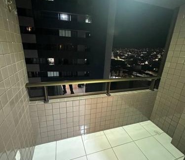 Caruaru Apartment | Apartamento ao lado patio forro