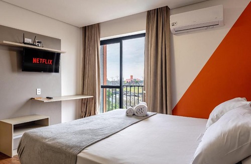 Jardim Chacara Inglesa Apartment | Apartamento Premium | Complexo Hoteleiro c/Piscina, Academia, Ar e Wi-Fi | Ao Lado da Anchieta - Da Capital ao Litoral