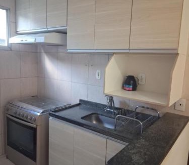 Industrial Apartment | Apartamento Charmoso no térreo