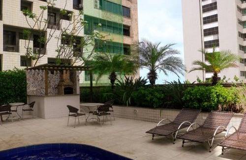 Meireles Apartment | Apartamento com Varanda vista lateral para o mar