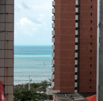 Meireles Apartment | Apartamento com Varanda vista lateral para o mar
