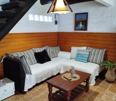 Playa Grande Apartment | Apartamento duplex con jardín