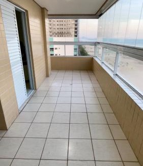 Jardim Imperador Apartment | Apartamento grande frente mar