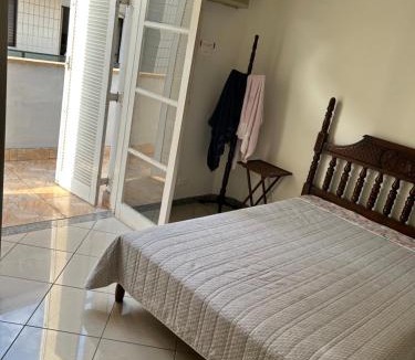 Vila Julia Apartment | Apartamento Guarujá Praia Enseada 3 dormitórios