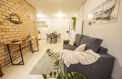 Vila Nova Apartment | Apartamento para Casais com Café de Cortesia, Aquecedor no Quarto, Netflix e Prime Video, Kit Fondue e Praia Próxima