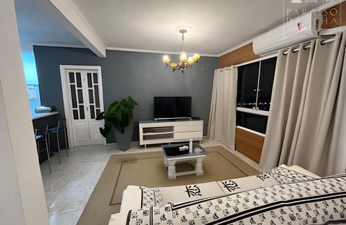 Porchat Island House | Apartamento Pedacinho do Céu: Ar, Internet, VISTA!