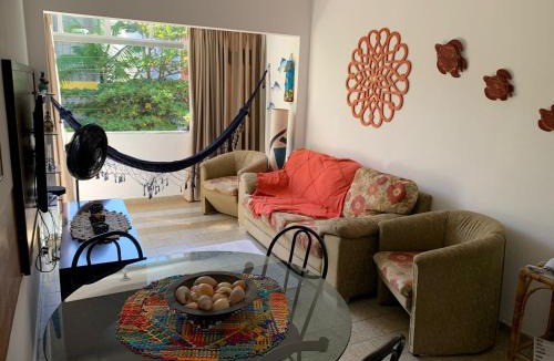 Asturias Apartment | Apartamento Praia das Astúrias, 2 minutos de caminhada para praia, piscina, garagem demarcada, cama Queen