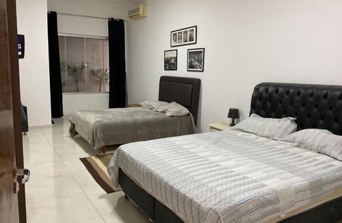 Ponta Pora House | Apartamento quarto e sala
