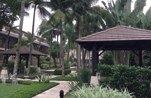 Jardim Tres Marias Apartment | Apartment in a gated community across from the beach.