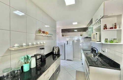 Praia do Morro Apartment | Apartment on Morro Beach with 2 parking spaces.