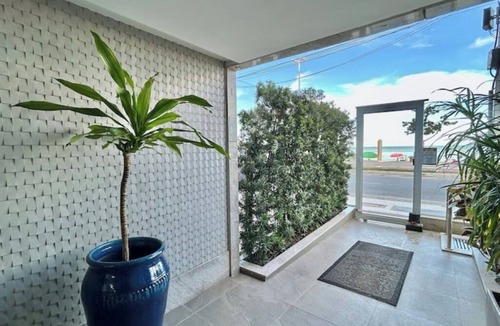 Praia do Morro Apartment | Apartment on Morro Beach with 2 parking spaces.