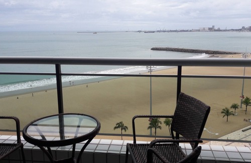 Praia de Iracema Apartment | Apartment opposite the sea and the end-of-year show!