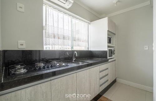 Porto Belo Apartment | Apartment w/barbecue, close to the beach IBL103