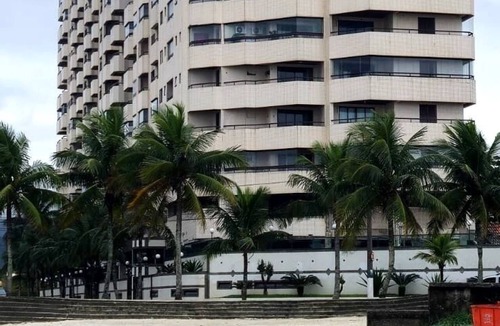 Maracana Apartment | Apartment with ocean view, beachfront, 7th floor.