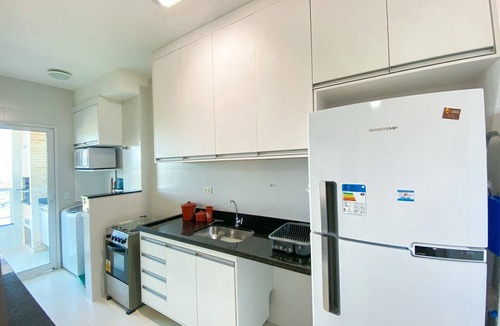 Toninhas Apartment | APARTMENT WITH SEA VIEW, 2 PARKING SPACES, ABSOLUTE HYGIENE, WE HAVE OTHER OPTIONS.