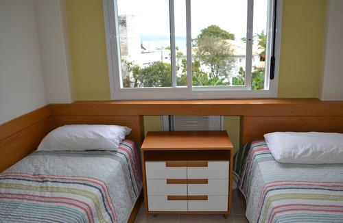Cachoeira do Bom Jesus Apartment | Apt 30 meters from the sea, 2 bedrooms with excellent location.