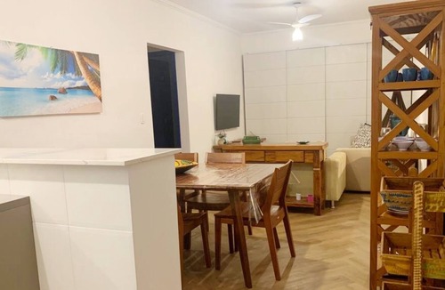 Praia da Enseada Apartment | Apt Condominium in Enseada, Air cond, swimming pool, 100 m from the sea