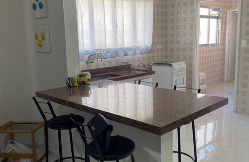 Jardim Belmar Apartment | Apt. Guarujá-Enseada season - 3 bedrooms, one suite, for up to 8 people
