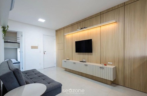 Itacolomi Apartment | Apt w/Balcony & BBQ 350m from the Sea EIM0301
