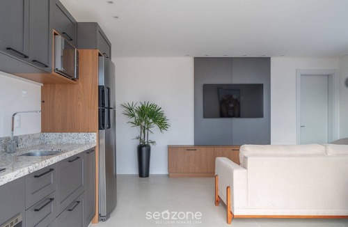 Canto Grande Apartment | Apt w/Pool & BBQ in Bombinhas Rna0303