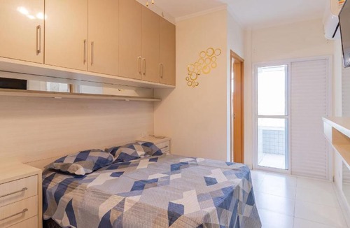 Vila Assuncao Apartment | Apto 2 quartos c Varanda a 200m da Praia Vila Tupi