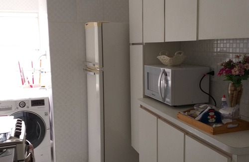 Vila Julia Apartment | APTO 250 METROS BEACH OF ENSEADA, RENOVATED, AIR COND, CLOTHES AND BED AND BATH, GORGEOUS