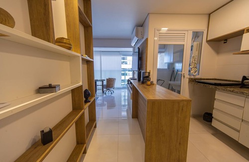 Ponta da Praia Apartment | Apto Com Piscina e Hidro a 500m da Ponta da Praia