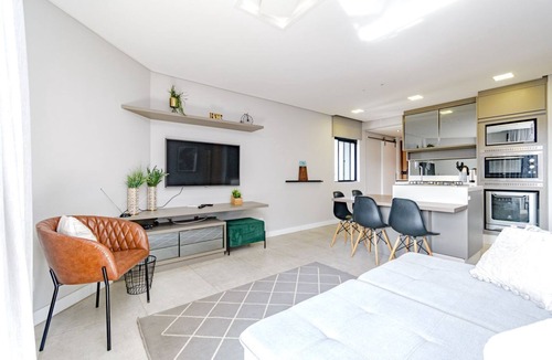 Centro Apartment | Apto com Varanda p/2 hóspedes | Centro Blumenau