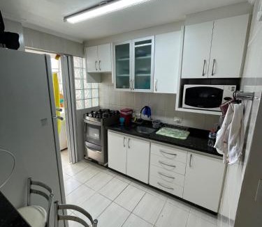 Londrina Apartment | Apto em Londrina amplo e completo com 3 quartos cozinha lavanderia e garagem