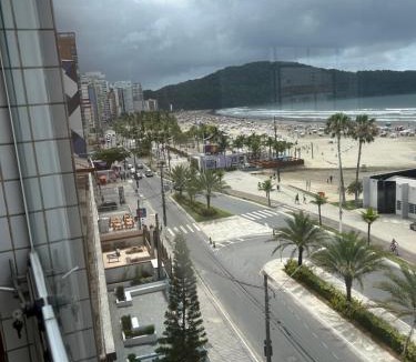 Boqueirao Apartment | APTO FRENTE PARA MAR BOQUEIRÃO - PRAIA GRANDE