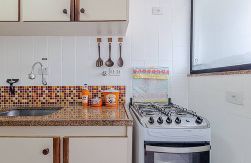 Jardim Belmar Apartment | Ar Condicionado Wi-fi Vaga Coberta Perto da Praia