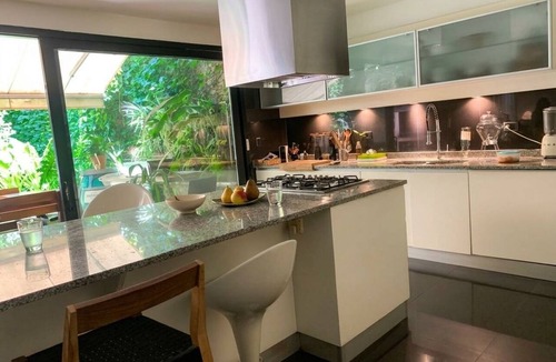 Villa Ballester House | Large Families · in Villa Ballester · Northern Greater Buenos Aires