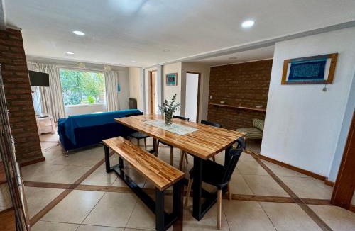 El Bolson Ski Chalet | Balcón al Piltri Casa de Montaña
