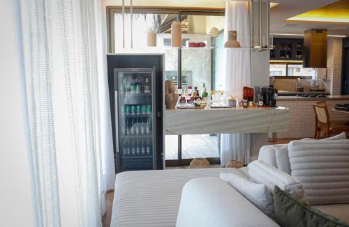 Aquiraz Apartment | Bangalô Cobertura 4 suítes capacidade 14 pessoas