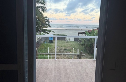 Quinta do Guarau House | Beachfront House in Guaraú, Peruíbe - Newly Built 4 Suites With Air Conditioning