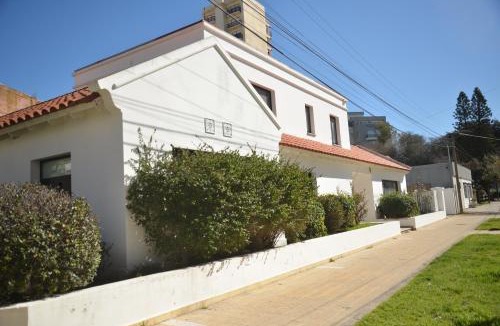 Miramar House | Beach House AP